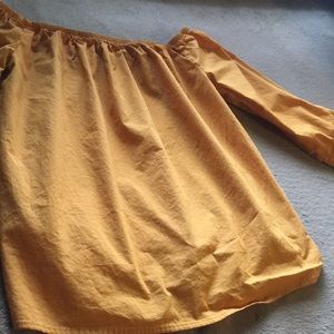 Off the shoulder blouse !